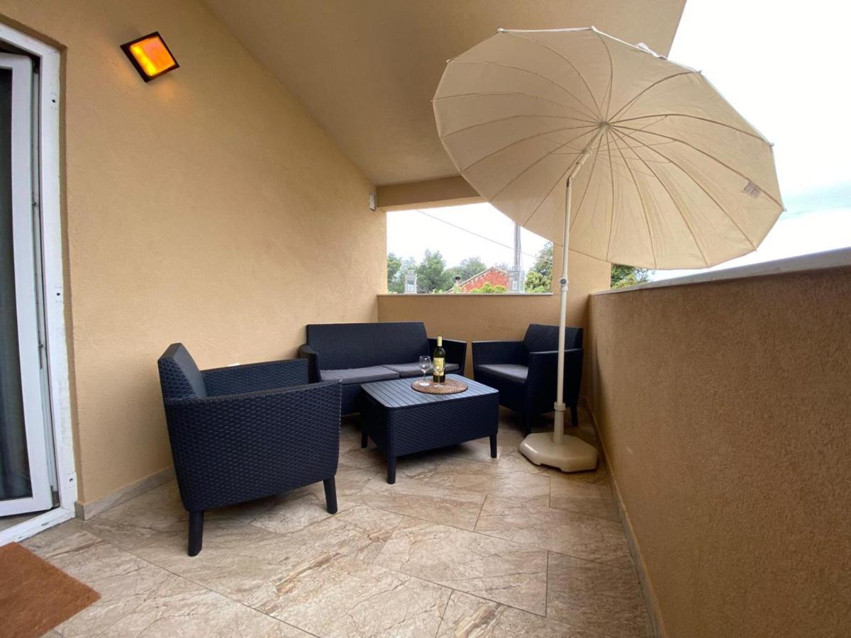 Apartment Novak Vir Exterior photo